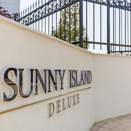 Apartments In Complex Sunny Island Deluxe تشيرنوموريتس المظهر الخارجي الصورة