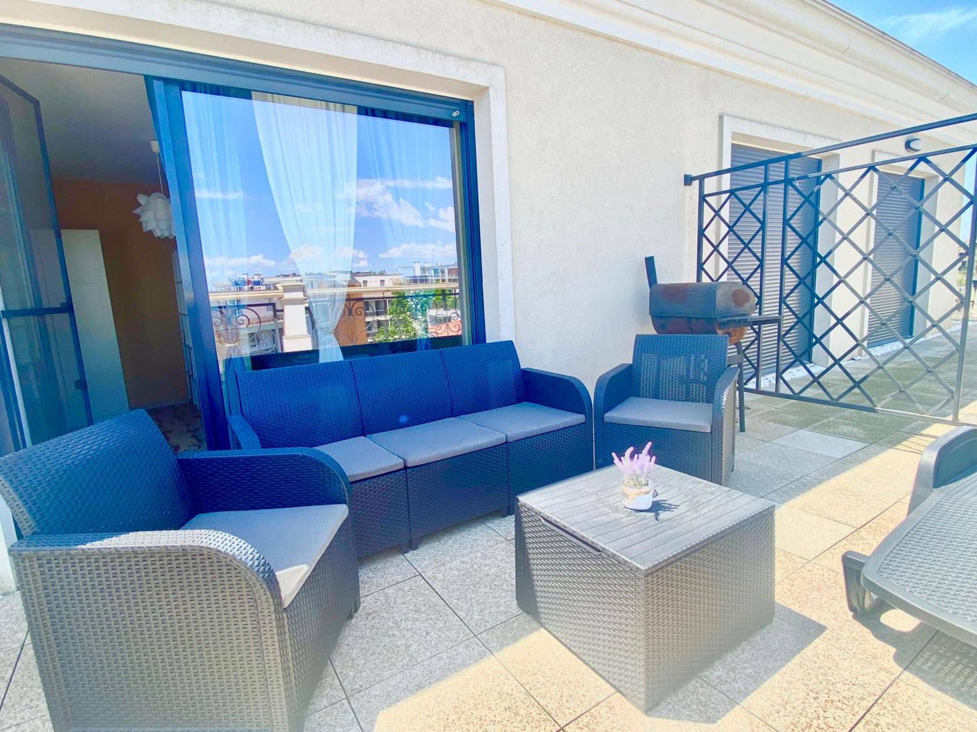 Apartments In Complex Sunny Island Deluxe تشيرنوموريتس المظهر الخارجي الصورة