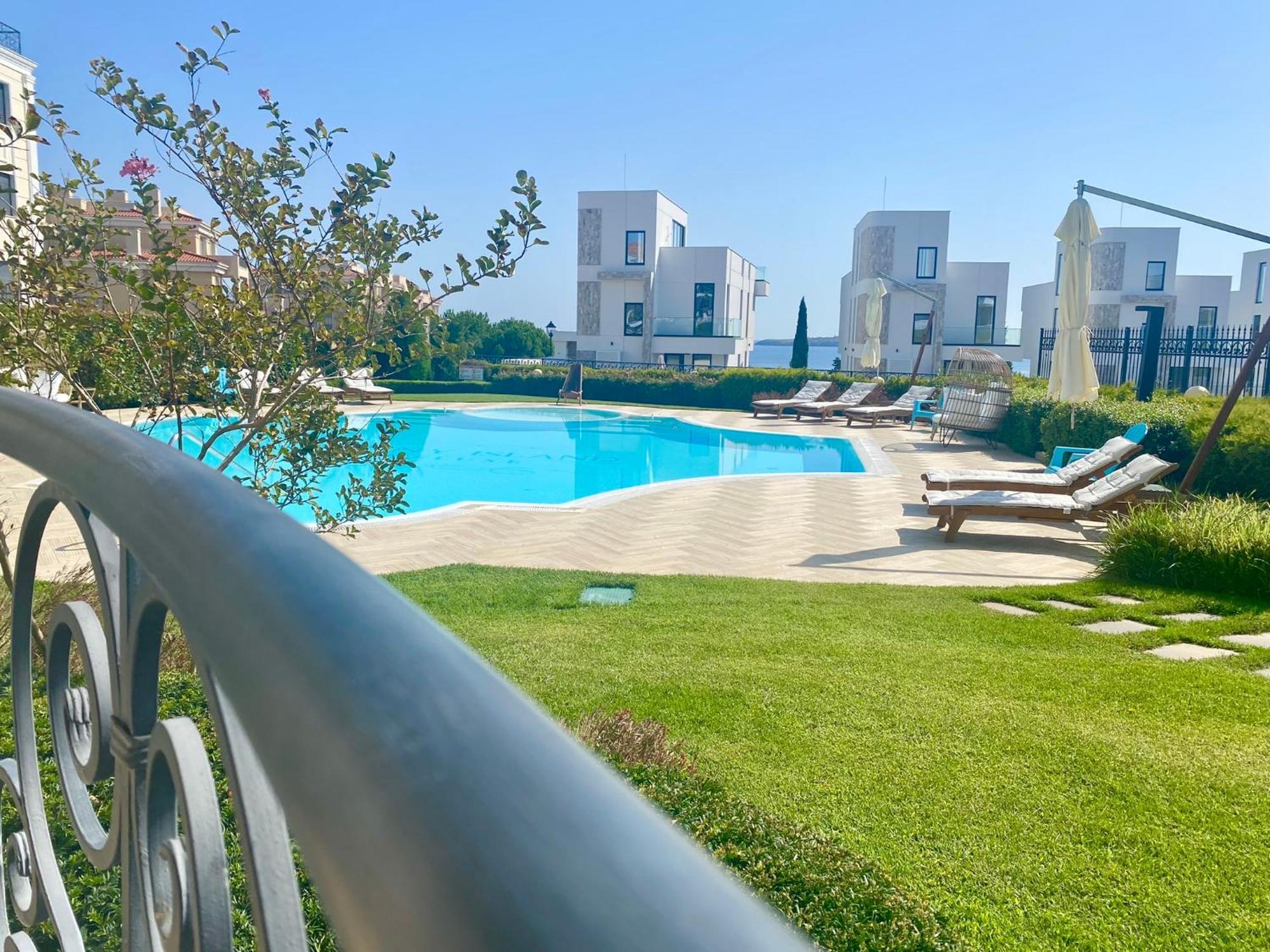 Apartments In Complex Sunny Island Deluxe تشيرنوموريتس المظهر الخارجي الصورة